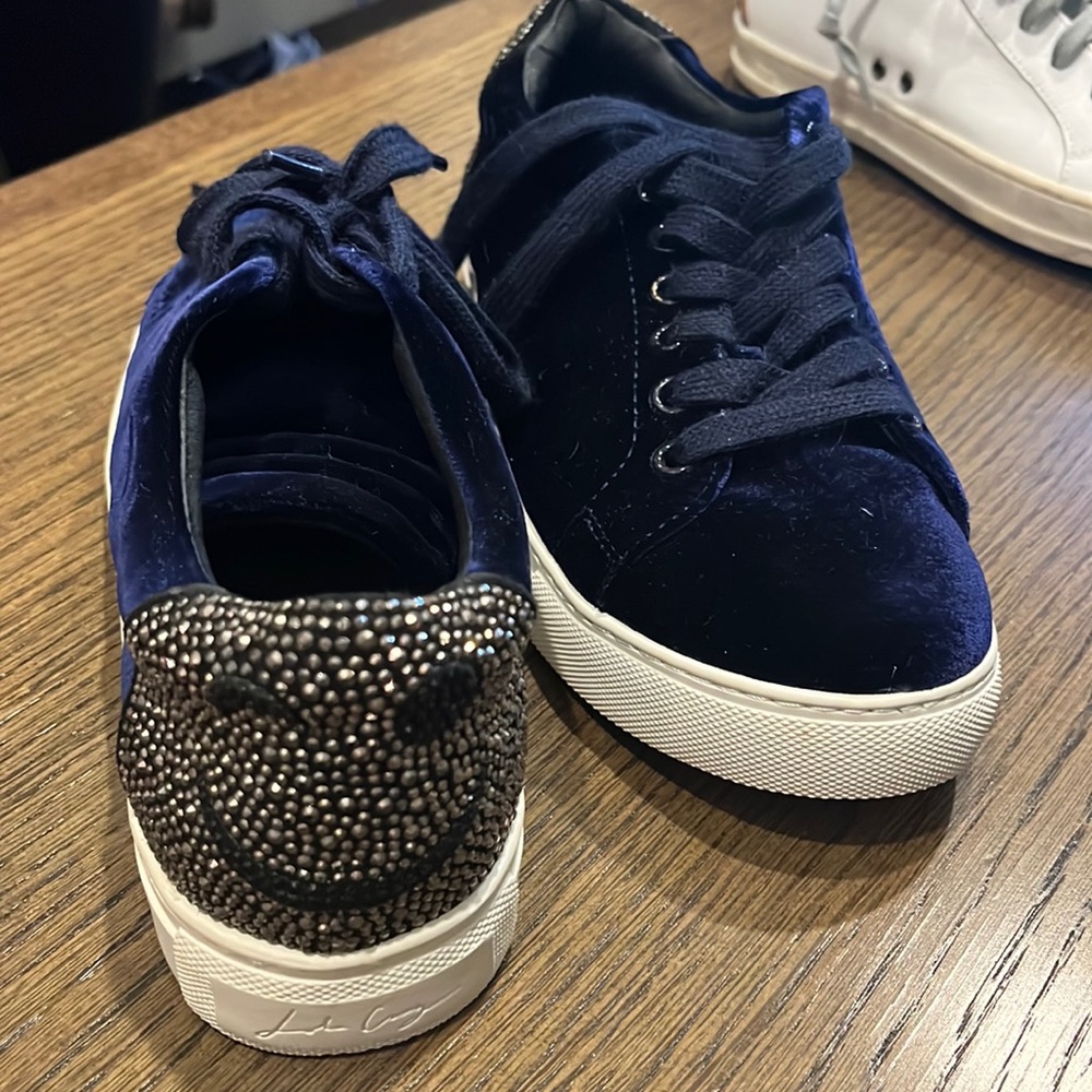 Lola Cruz size 37 blue velvet sneakers with smiley face. Brand New